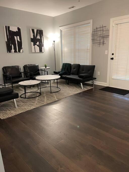 Апартаменты Simple Elegant Townhouse Dt Raleigh Ncsu Экстерьер фото