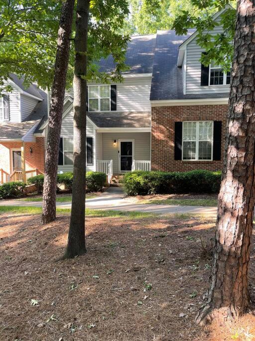 Апартаменты Simple Elegant Townhouse Dt Raleigh Ncsu Экстерьер фото
